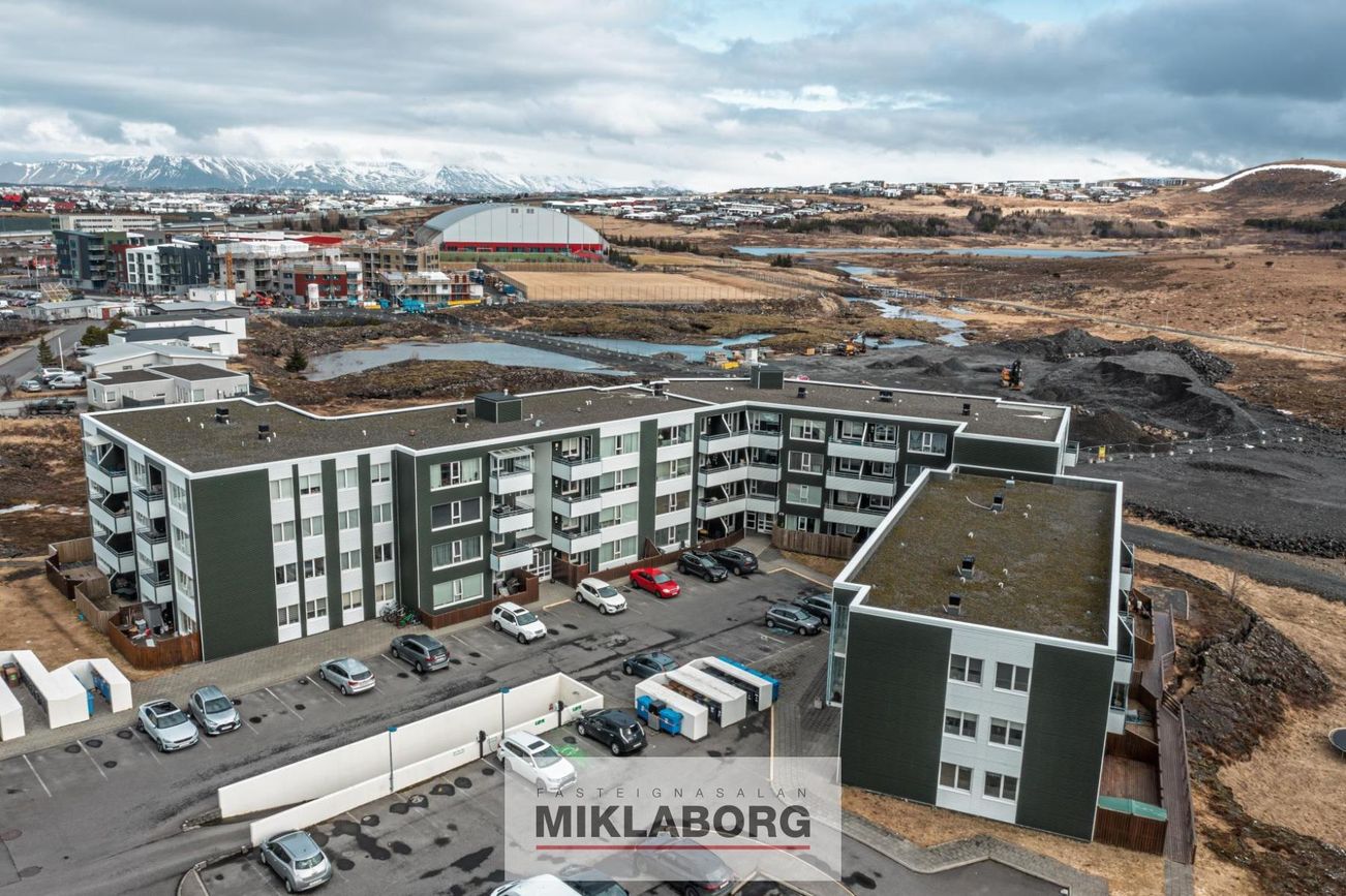 Burknavellir 17B, 221 Hafnarfjörður