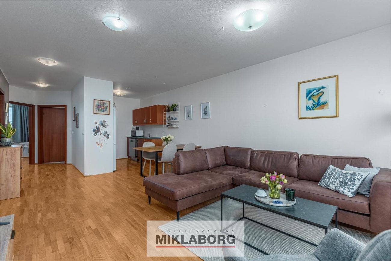 Burknavellir 17B, 221 Hafnarfjörður