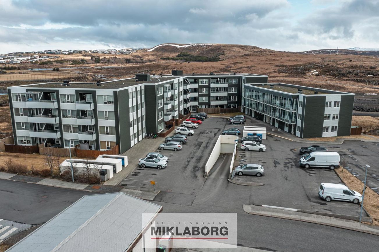 Burknavellir 17B, 221 Hafnarfjörður