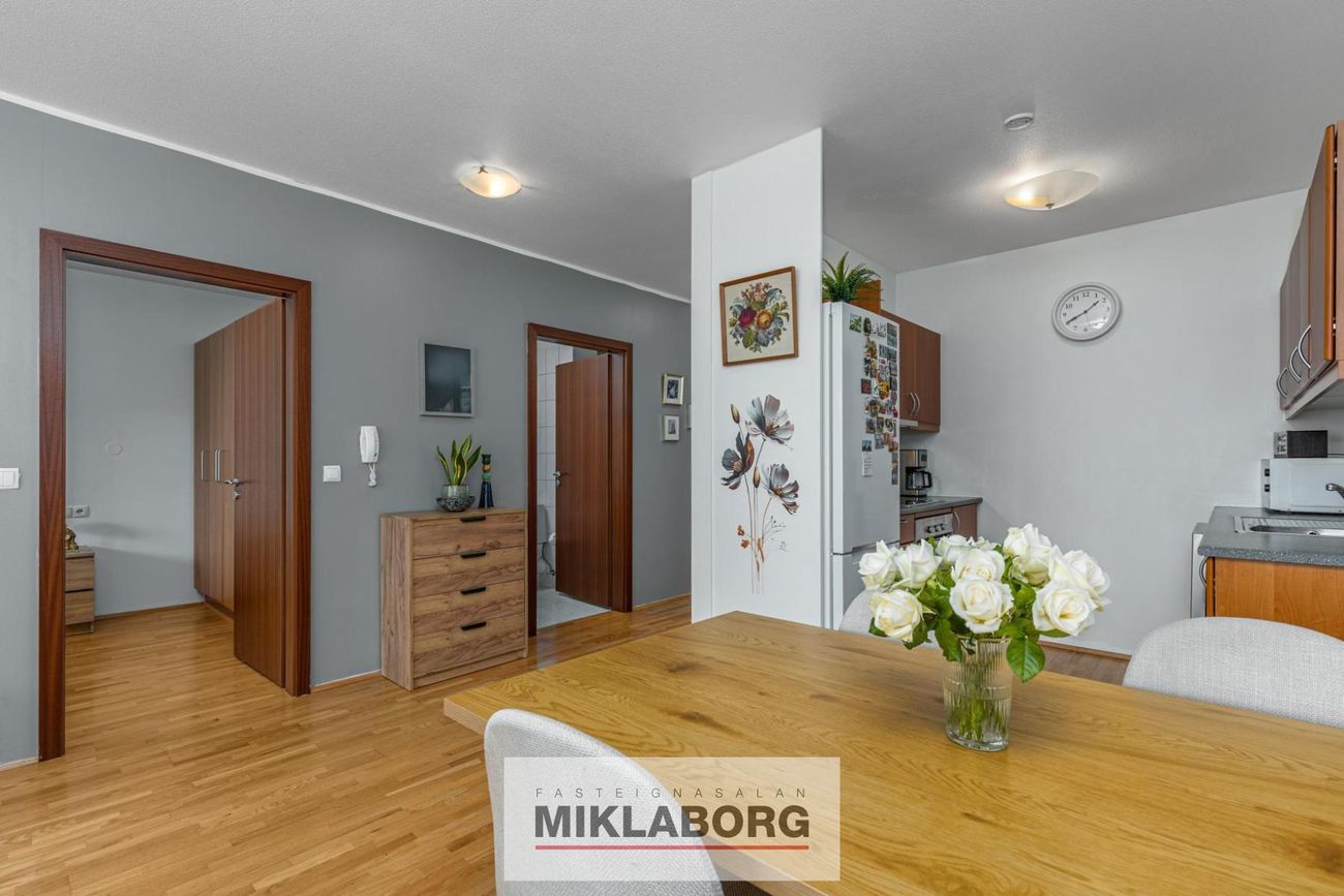 Burknavellir 17B, 221 Hafnarfjörður