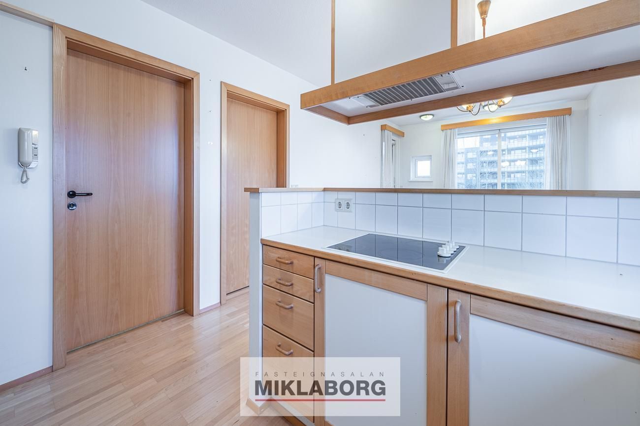 Hraunbær 103, 110 Reykjavík