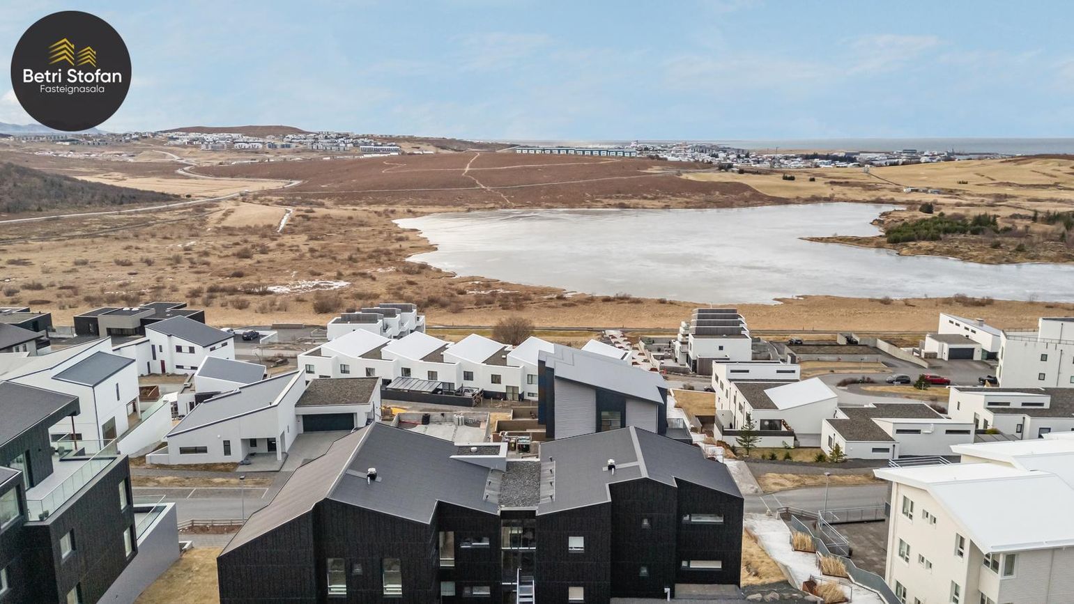 Hraungata 5 - 0302, 210 Garðabær