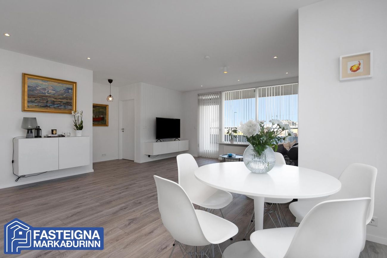 Naustavör 7 - 0105, 200 Kópavogur