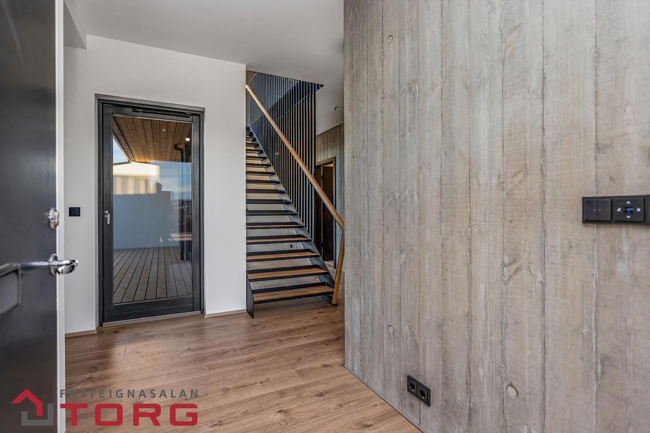 Hjallabraut 47A, 220 Hafnarfjörður