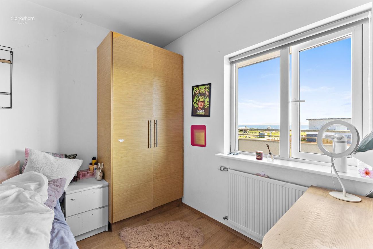 Tjarnabraut 22, 260 Reykjanesbær