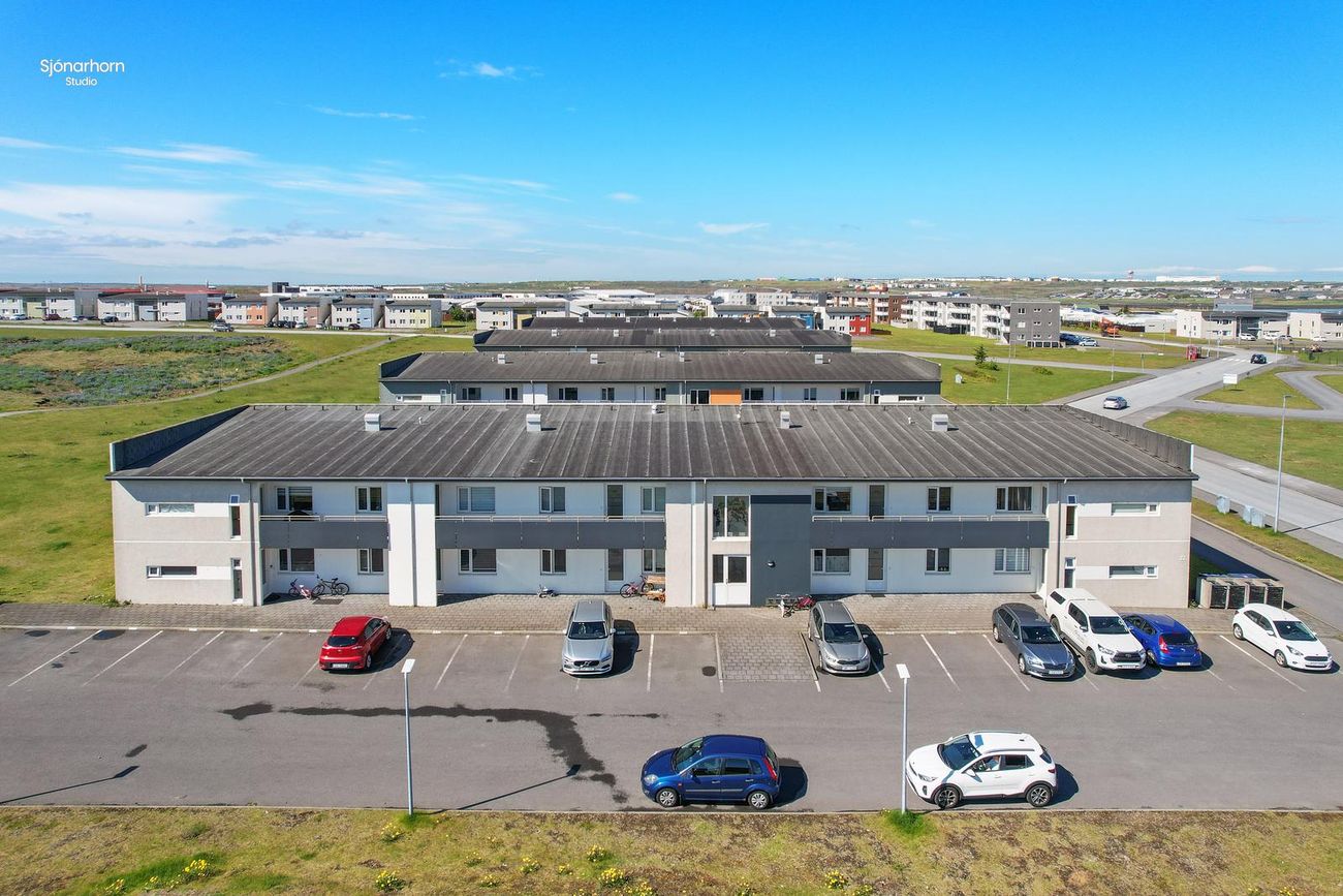 Tjarnabraut 22, 260 Reykjanesbær