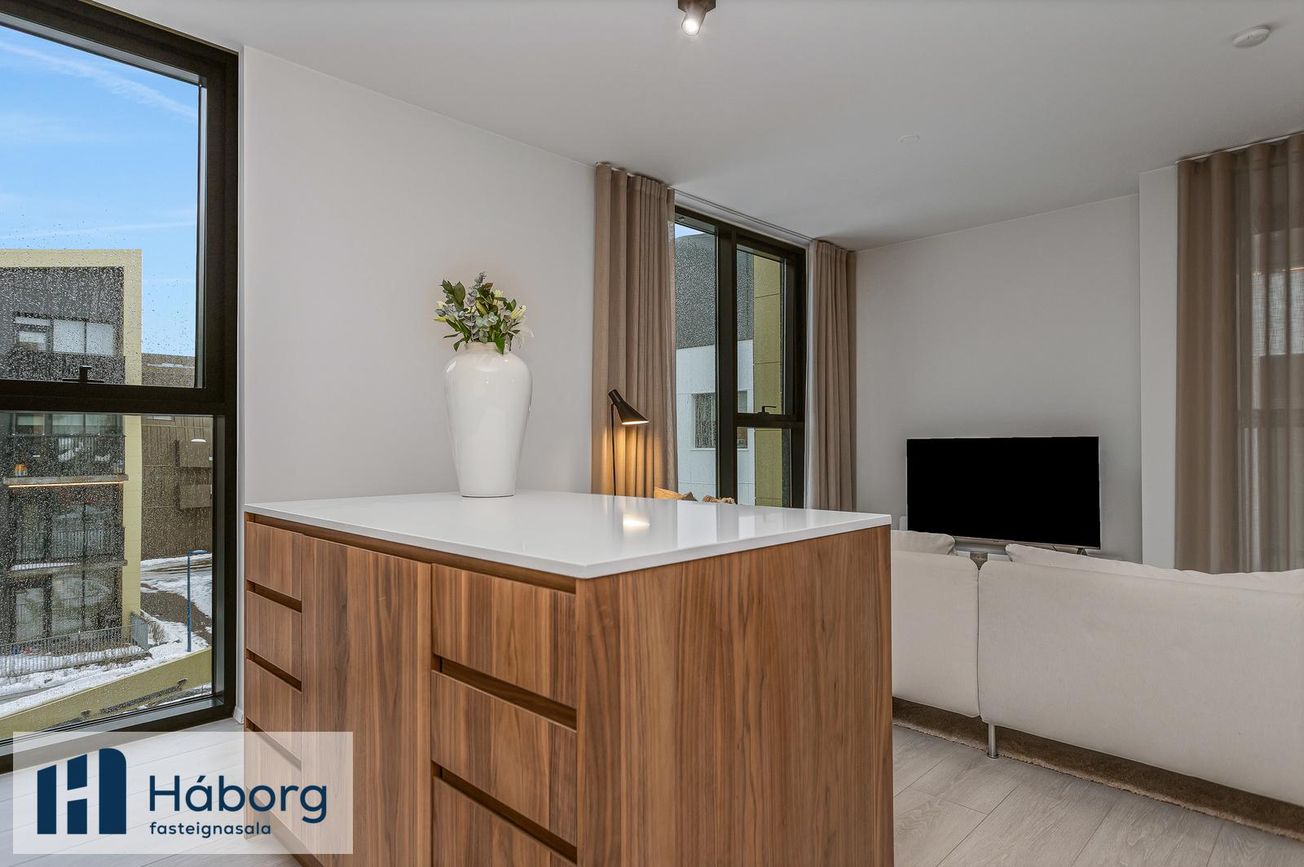 Hallgerðargata 3 - 0302, 105 Reykjavík