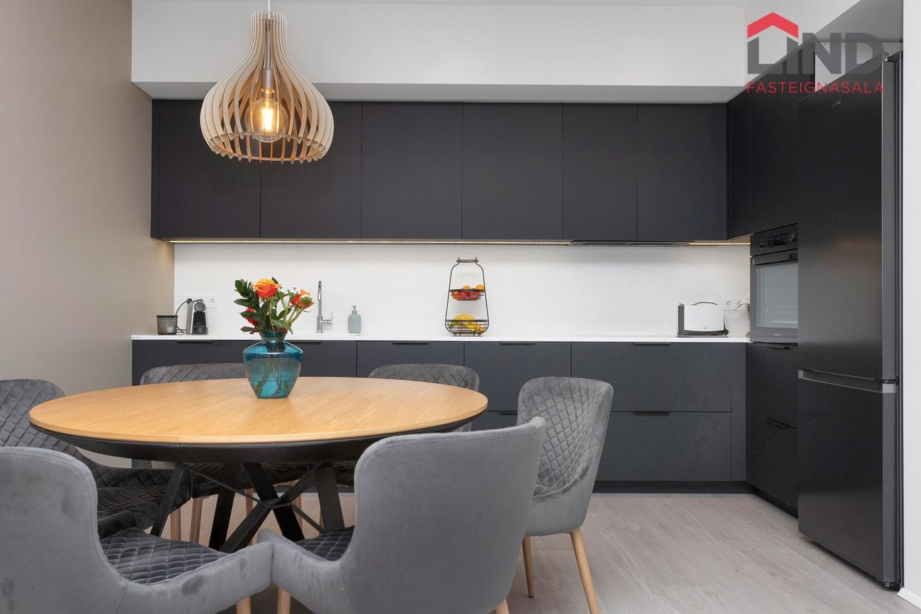 Hraungata 23 - 0402, 210 Garðabær