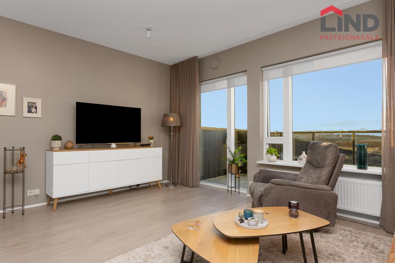 Hraungata 23 - 0402, 210 Garðabær