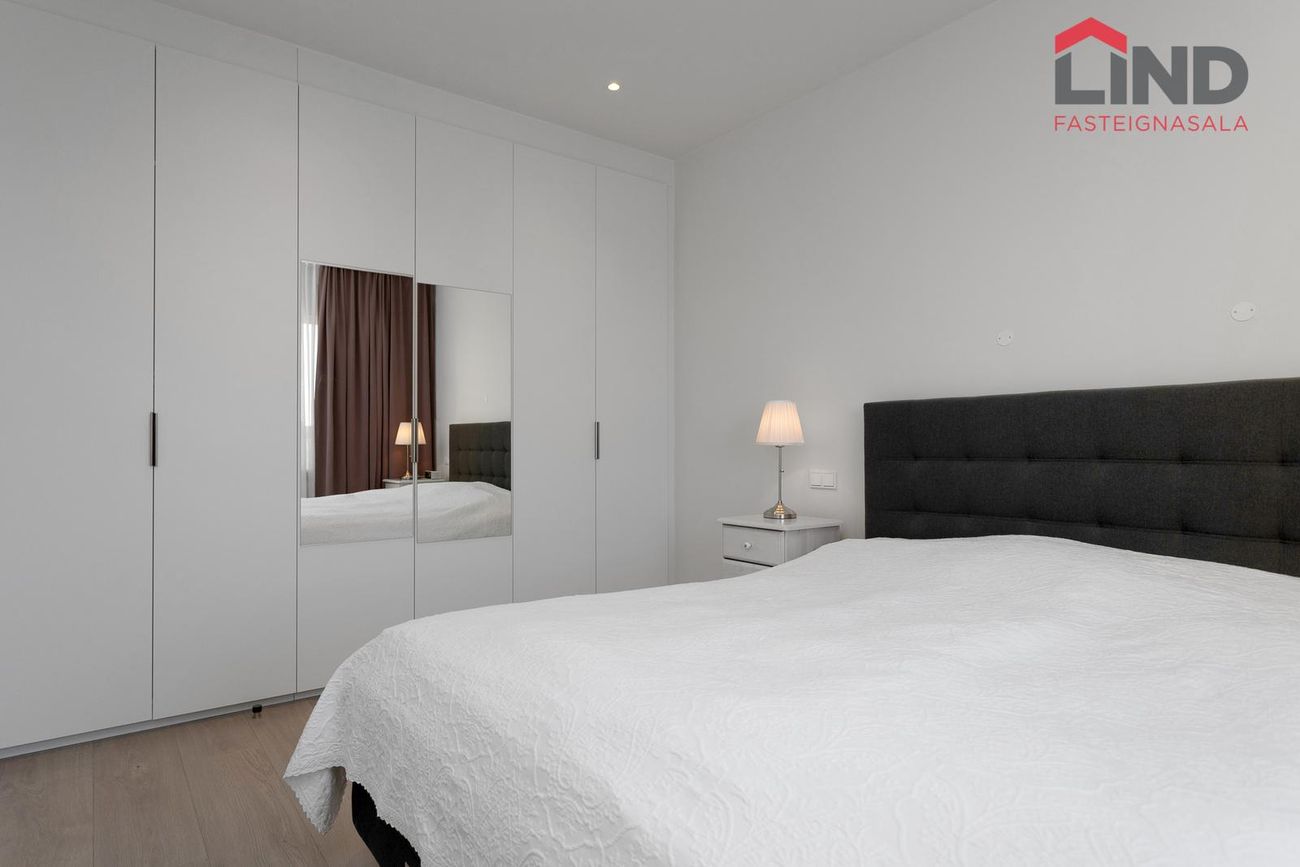 Hraungata 23 - 0402, 210 Garðabær