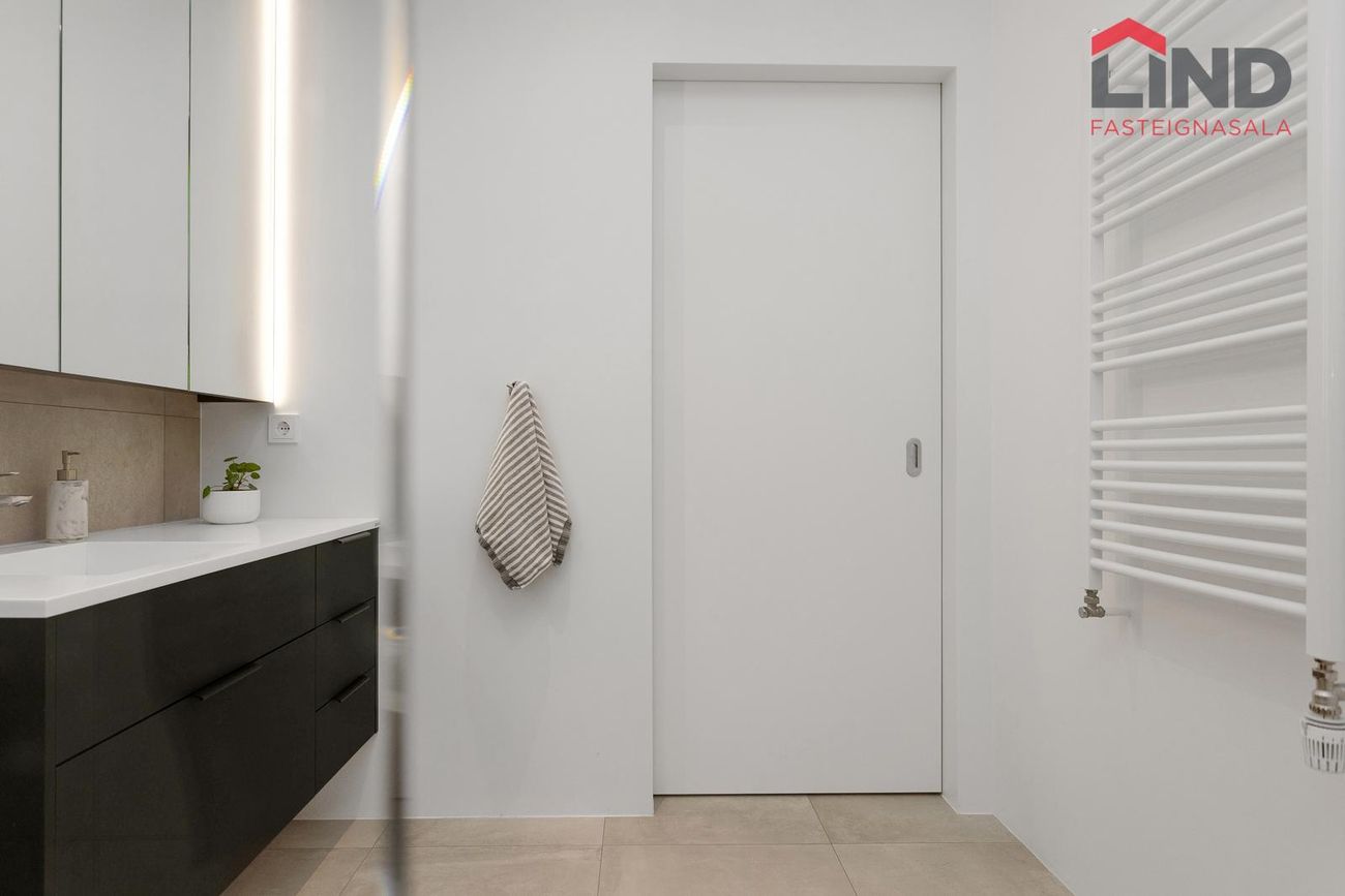 Hraungata 23 - 0402, 210 Garðabær