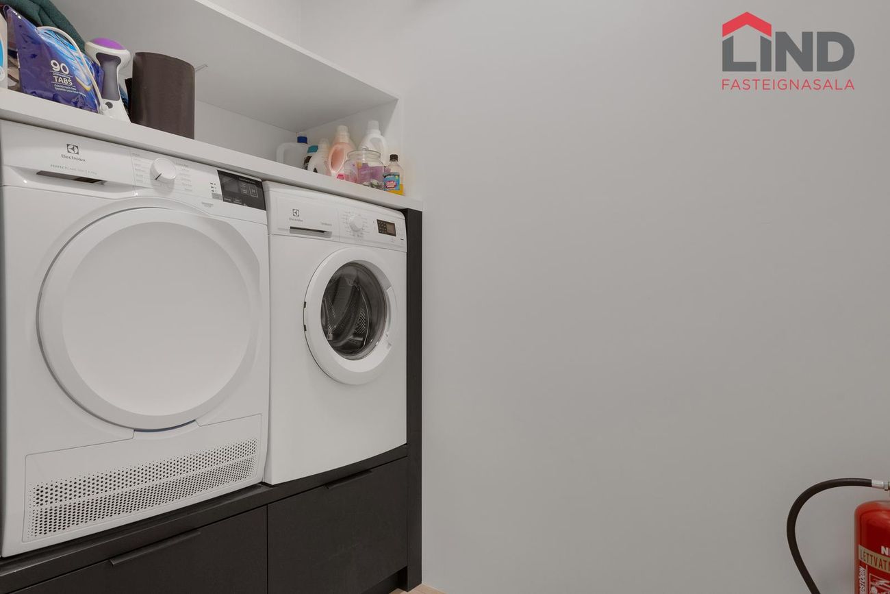 Hraungata 23 - 0402, 210 Garðabær