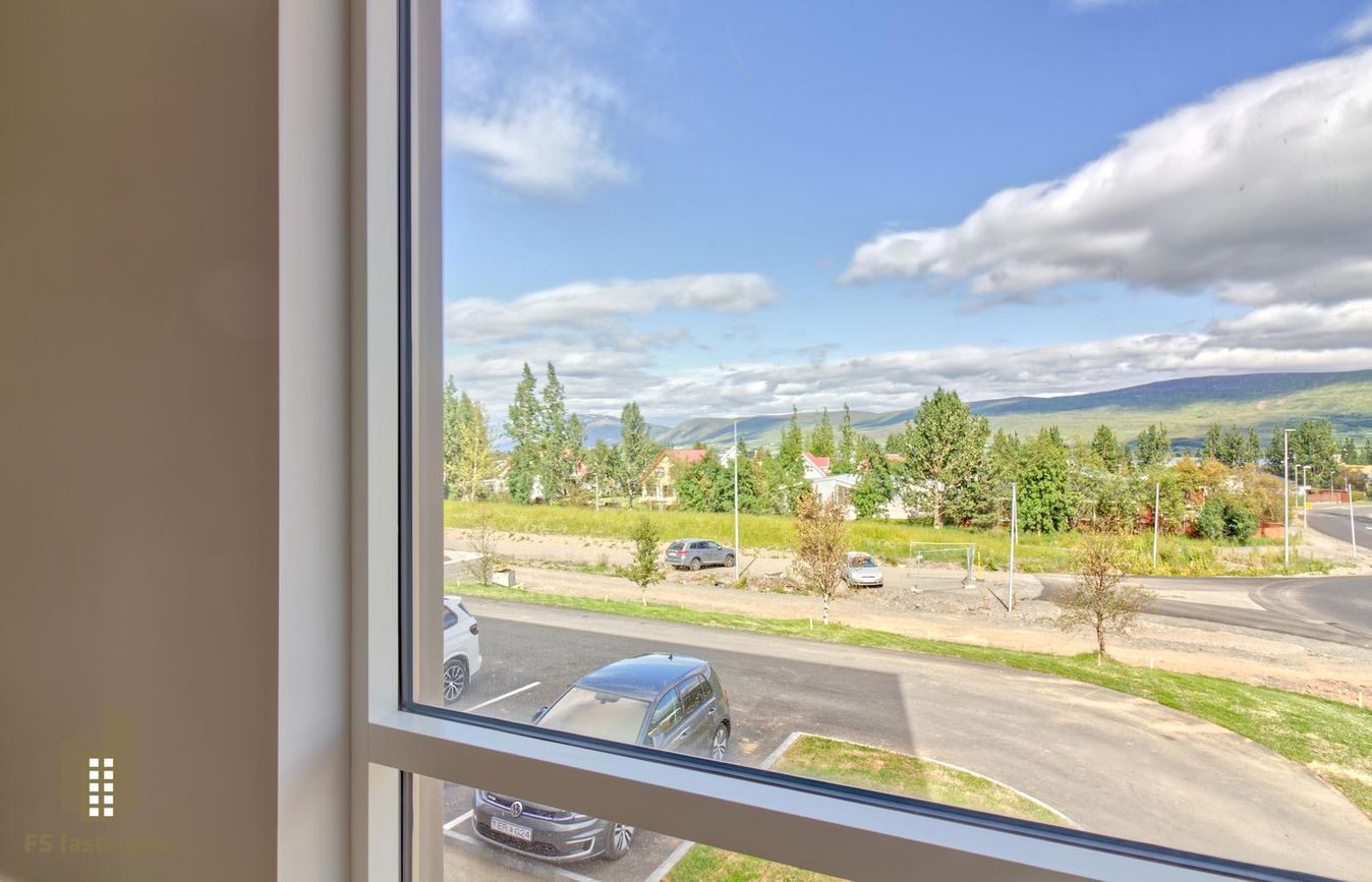 Lækjarmói 8, 603 Akureyri