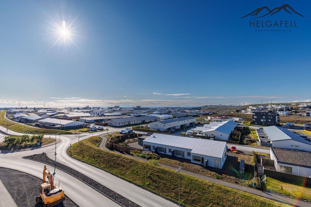 Áshamar 5, 221 Hafnarfjörður