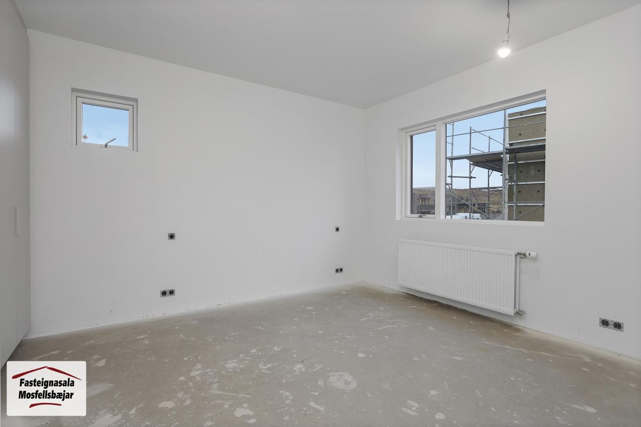 Úugata 6, 270 Mosfellsbær