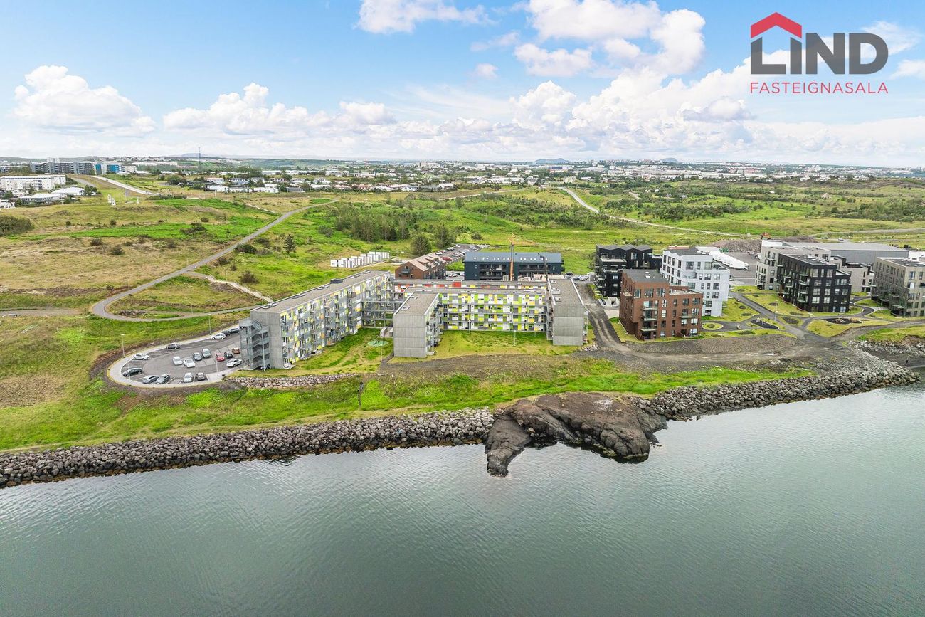 Jöfursbás 11D, 112 Reykjavík