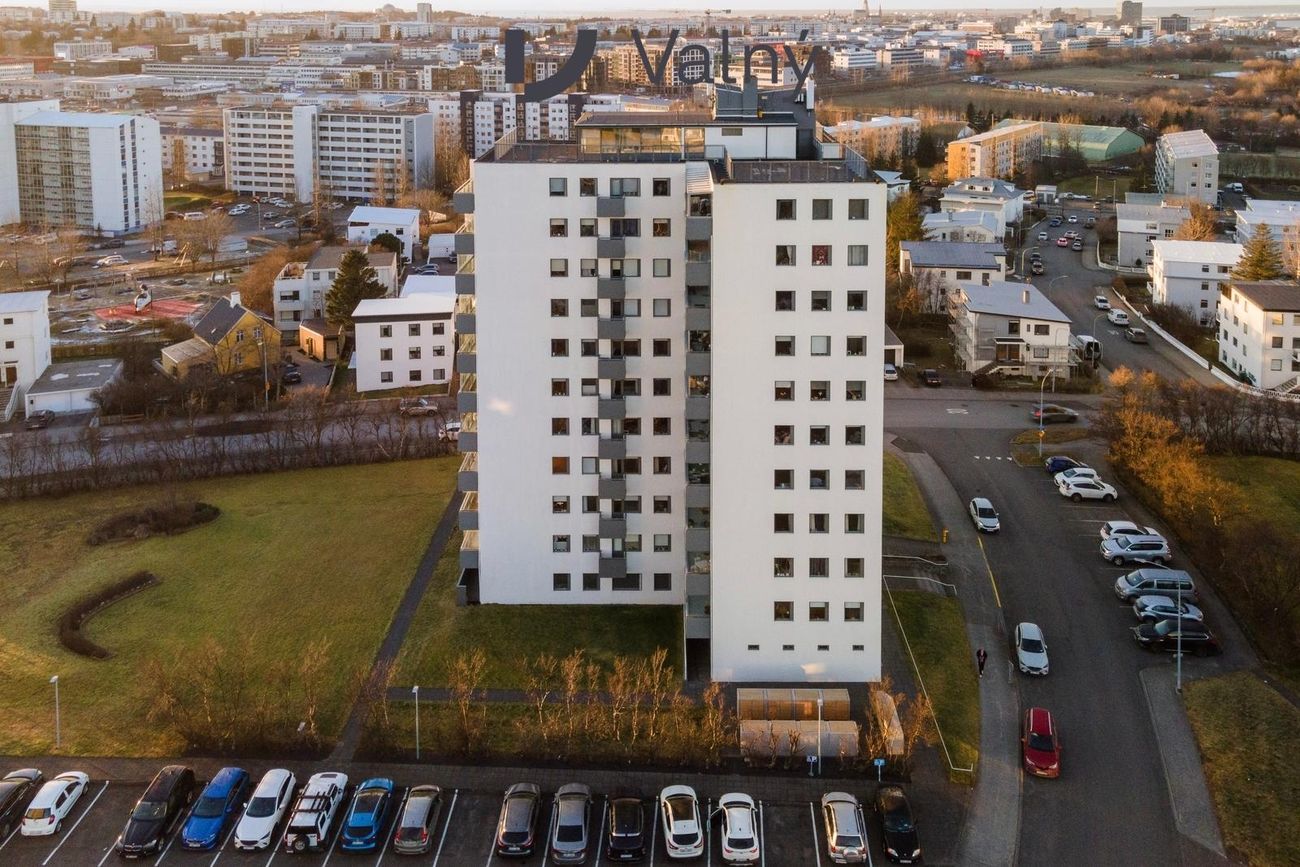 Sólheimar 27, 104 Reykjavík