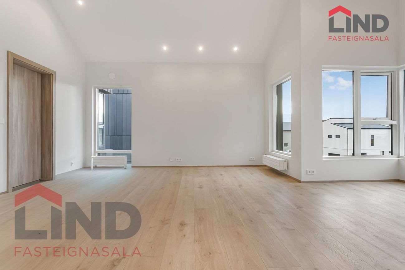 Hraungata 5 - 0302, 210 Garðabær