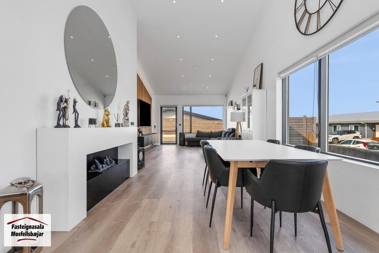 Laxatunga 185, 270 Mosfellsbær