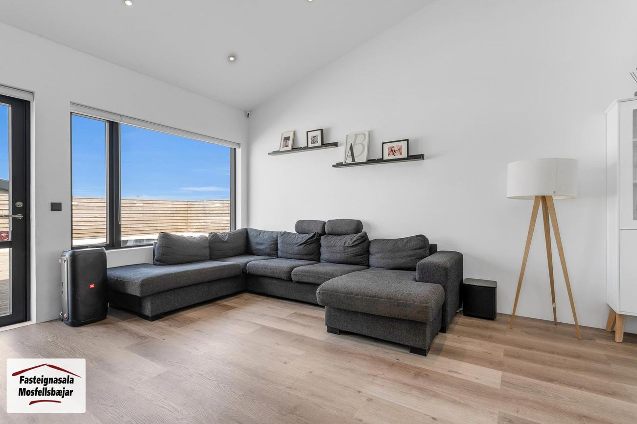Laxatunga 185, 270 Mosfellsbær