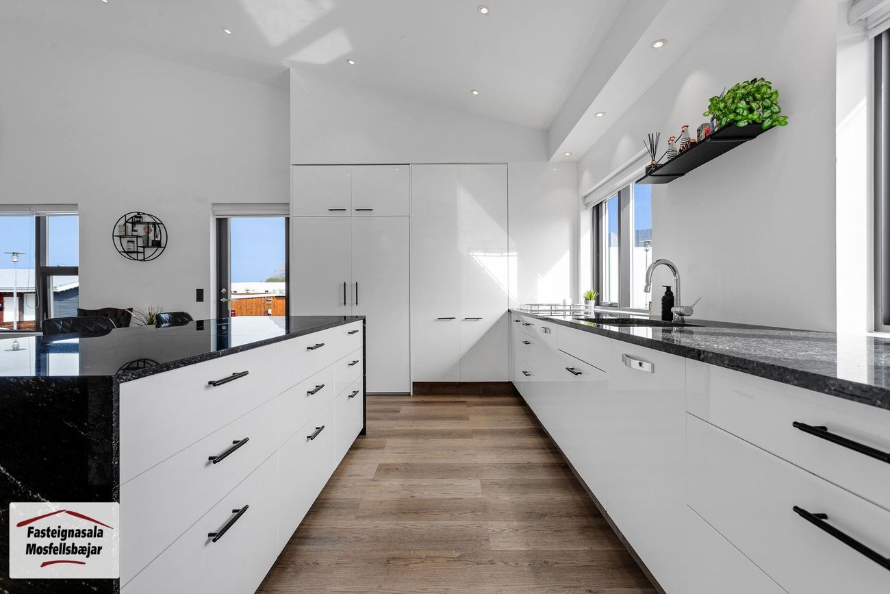 Laxatunga 185, 270 Mosfellsbær