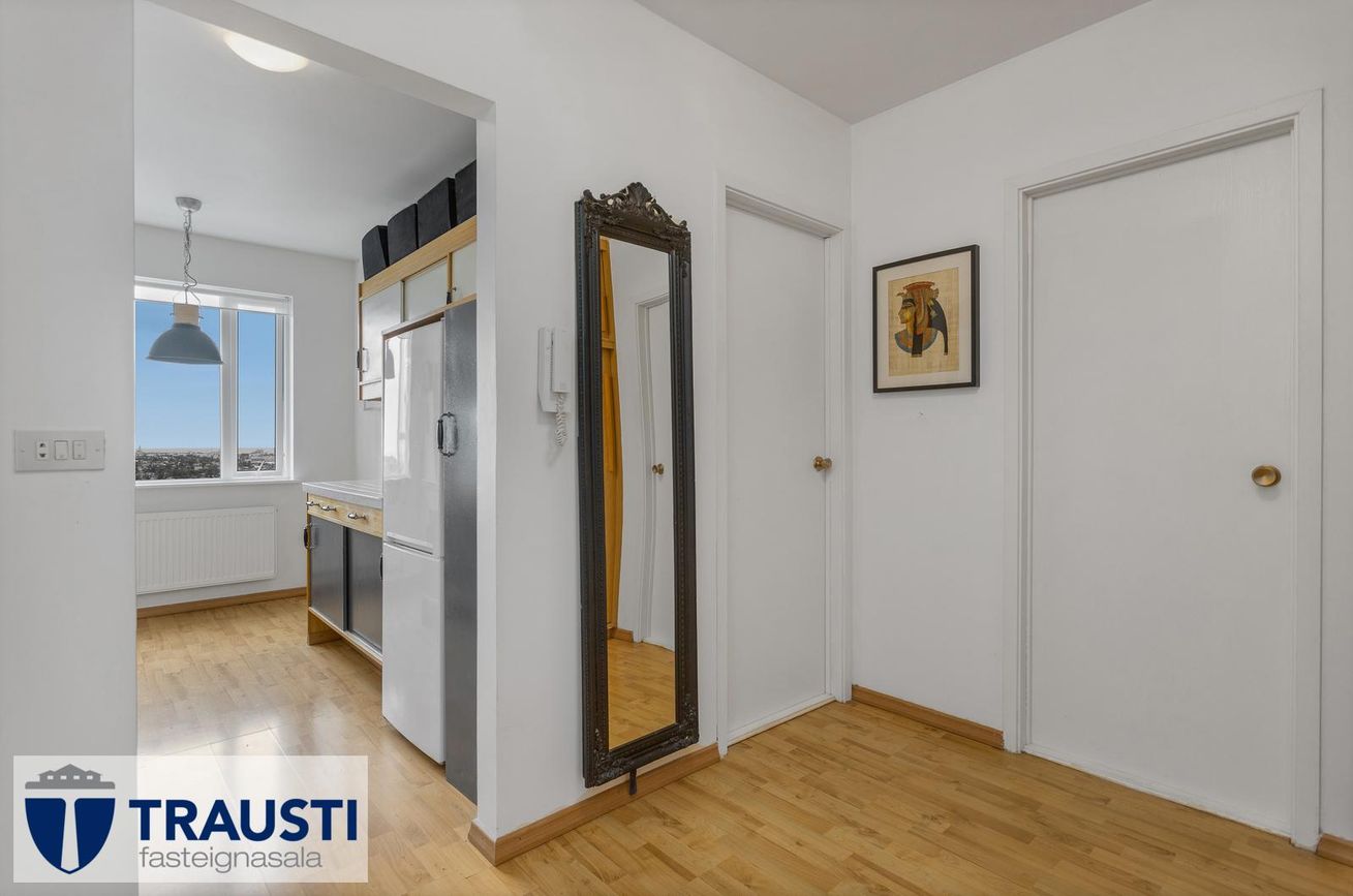 Dúfnahólar 2, 111 Reykjavík