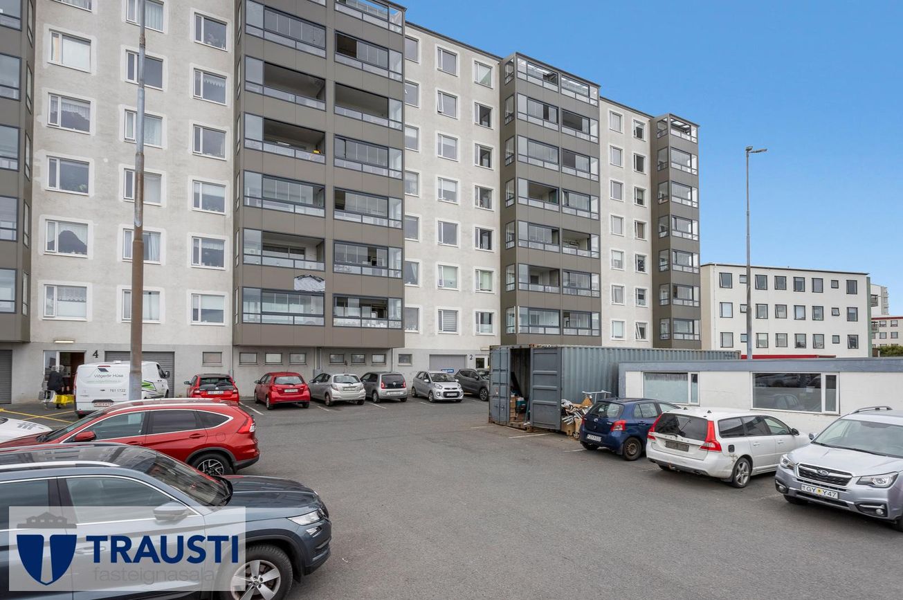 Dúfnahólar 2, 111 Reykjavík
