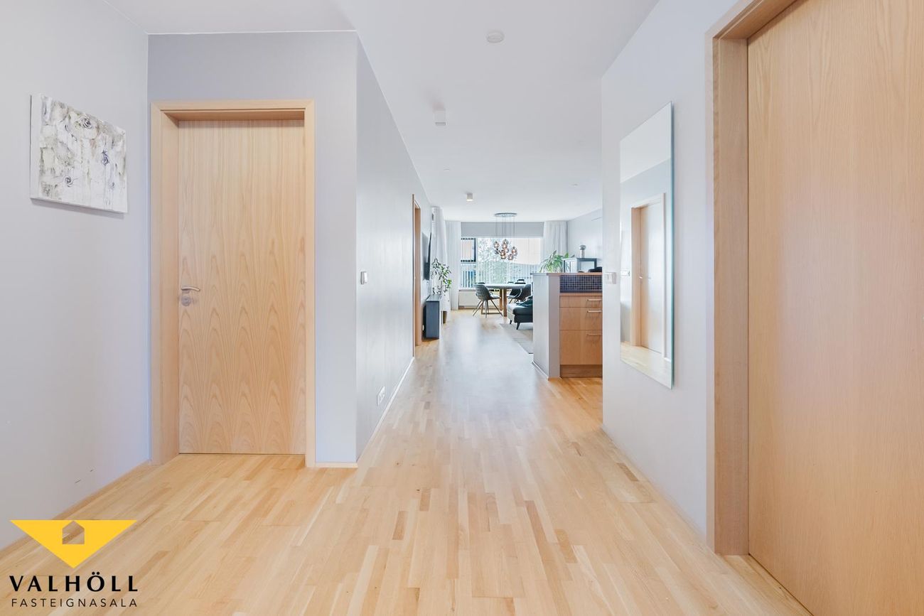 Ferjuvað 1, 110 Reykjavík