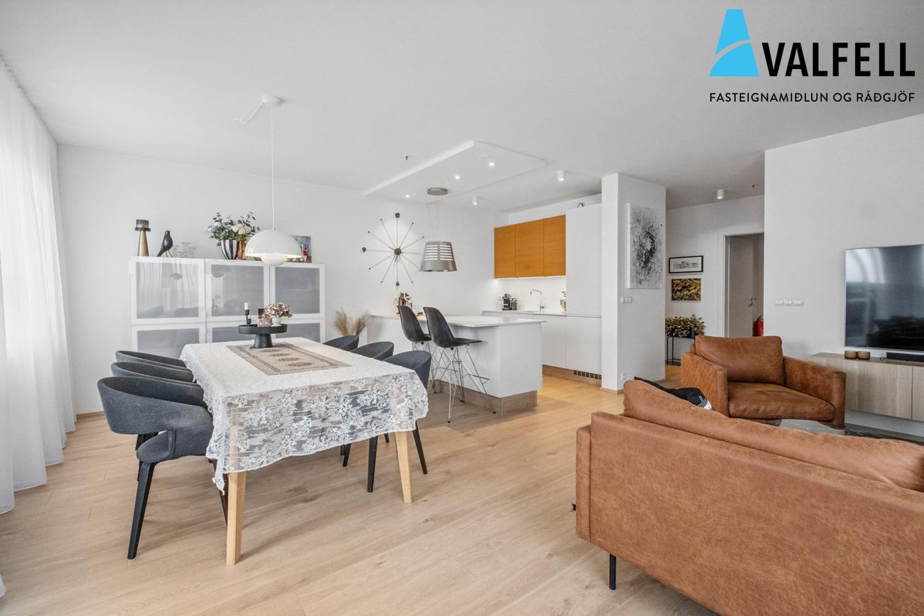 Stillholt 21, 300 Akranes