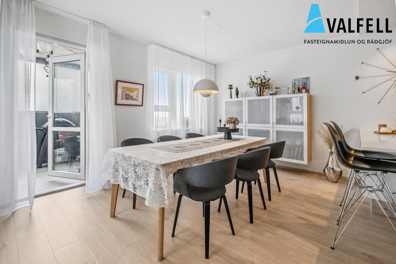 Stillholt 21, 300 Akranes