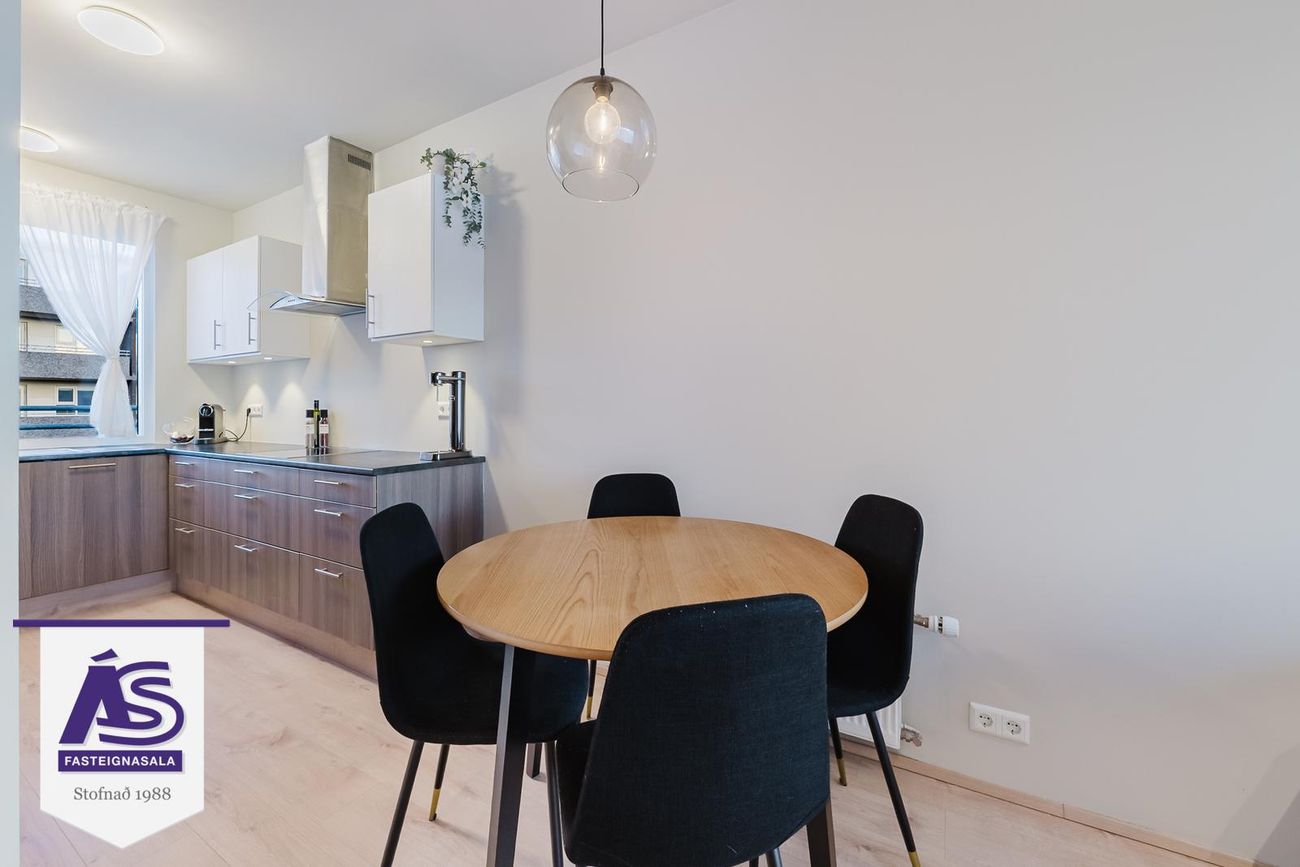 Bjarkavellir 1C, 221 Hafnarfjörður