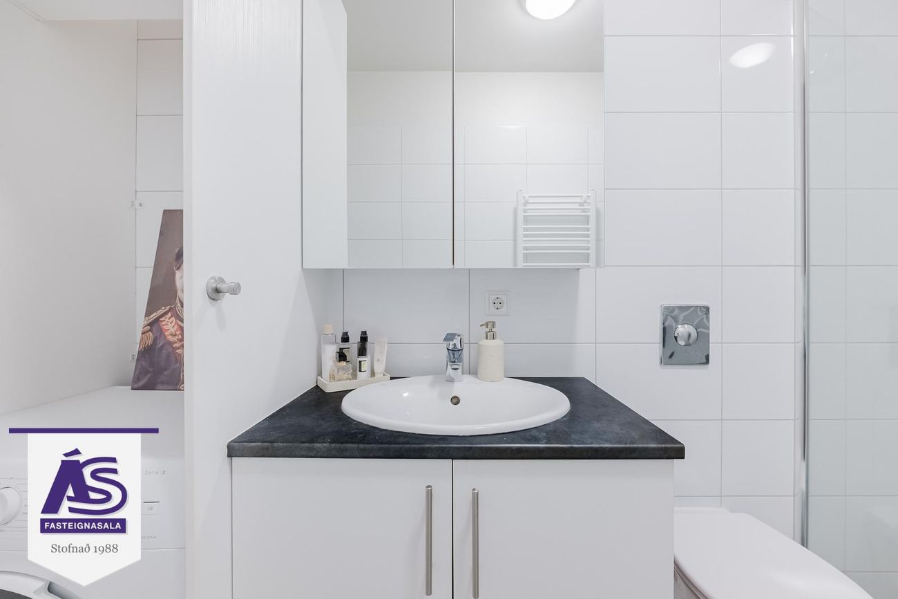 Bjarkavellir 1C, 221 Hafnarfjörður