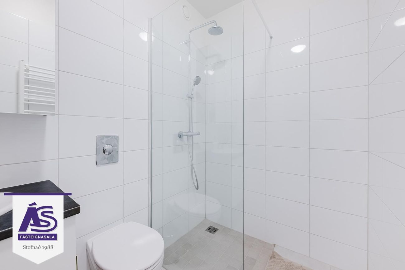 Bjarkavellir 1C, 221 Hafnarfjörður
