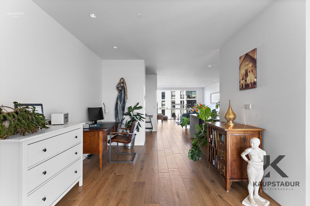 Naustavör 66 - 0303, 200 Kópavogur