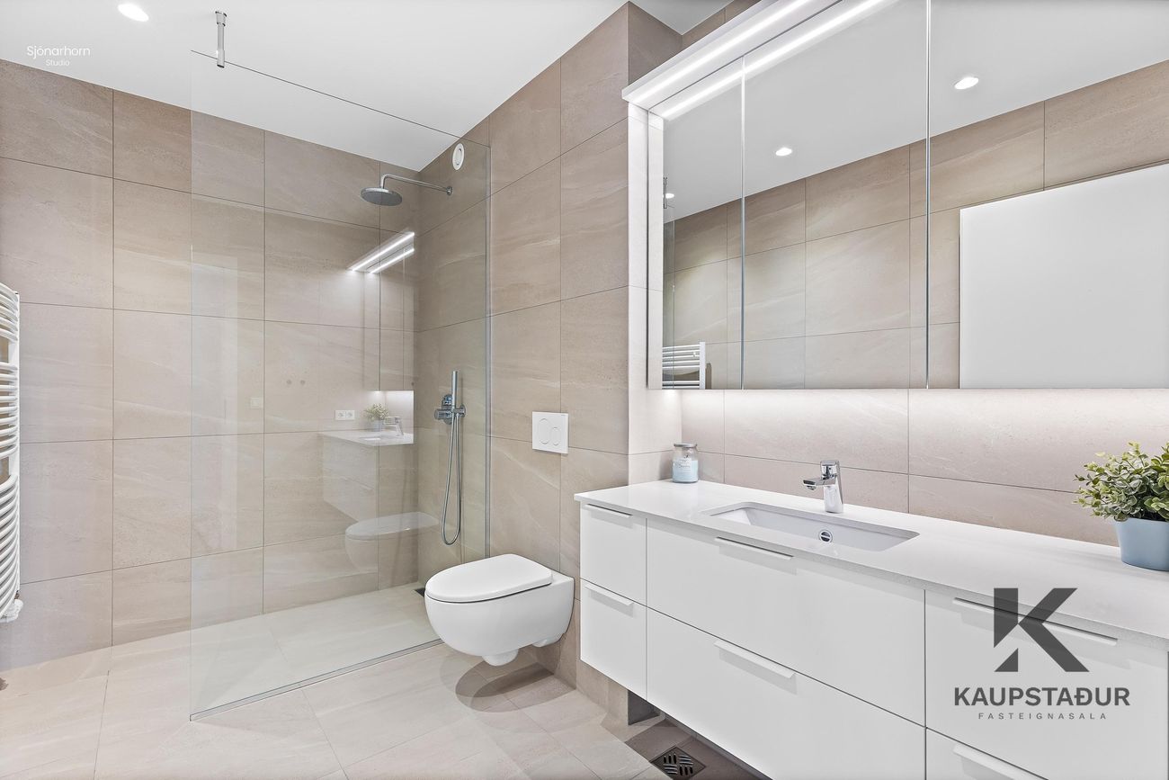 Naustavör 66 - 0303, 200 Kópavogur