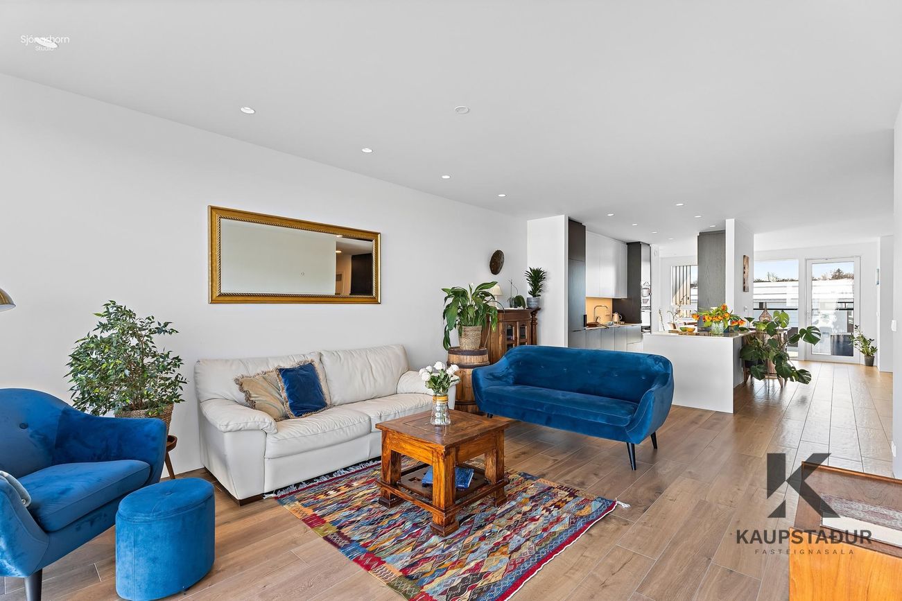 Naustavör 66 - 0303, 200 Kópavogur