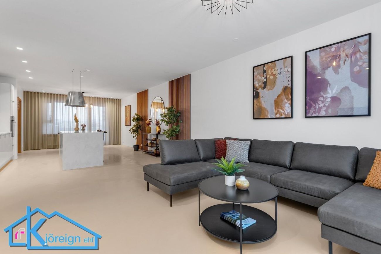 Nónsmári 11, 201 Kópavogur