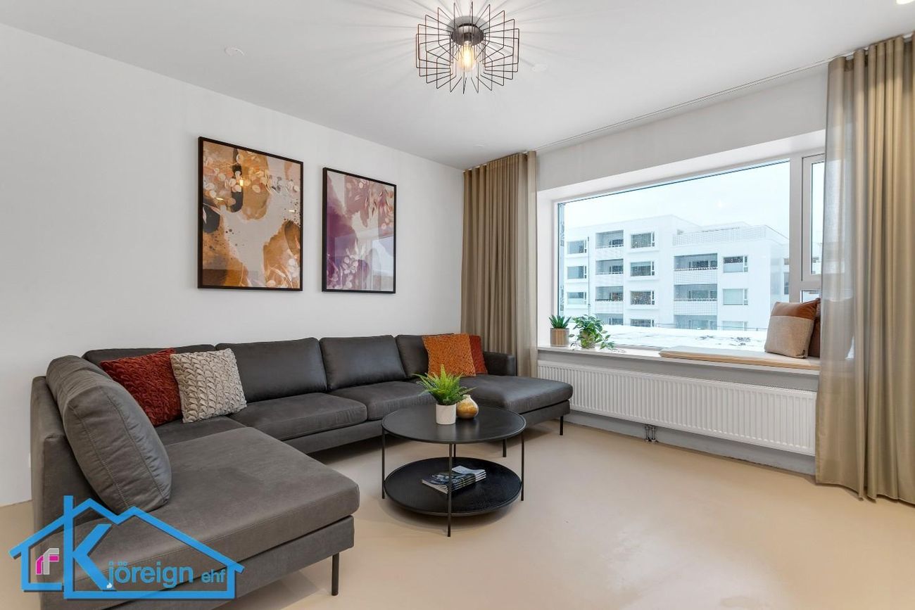 Nónsmári 11, 201 Kópavogur