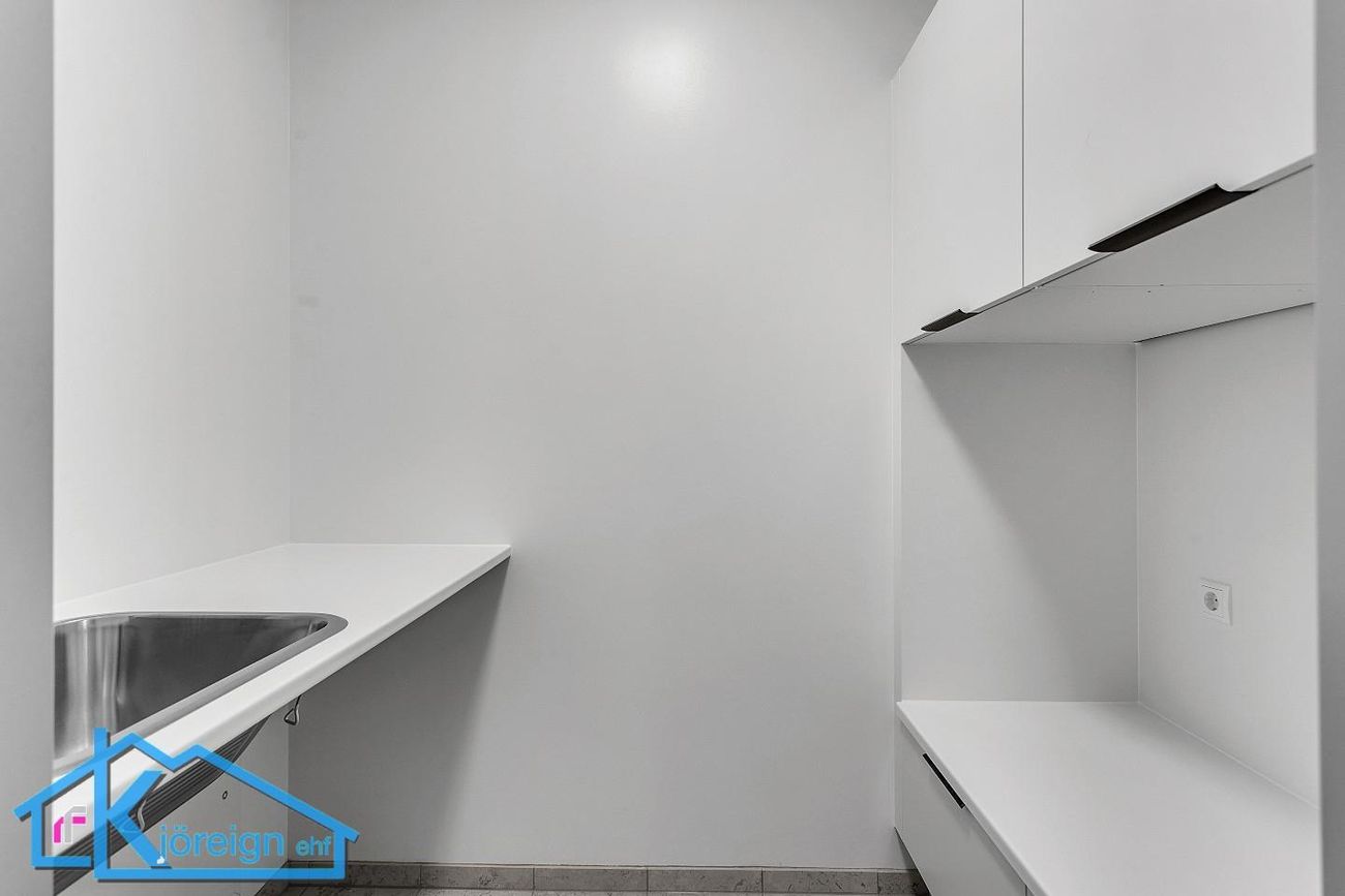 Nónsmári 11, 201 Kópavogur