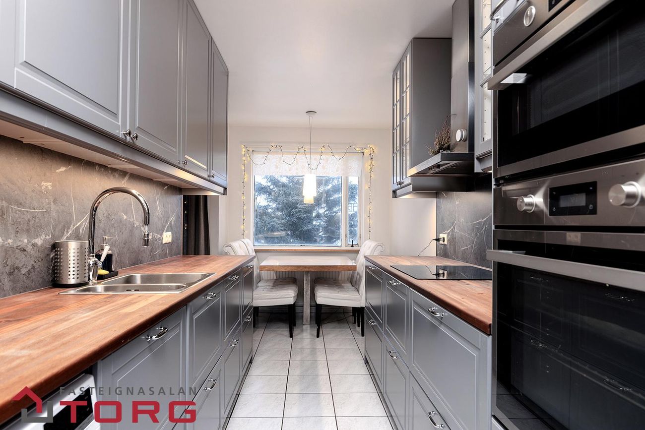 Hraunbær 196 - 0201, 110 Reykjavík