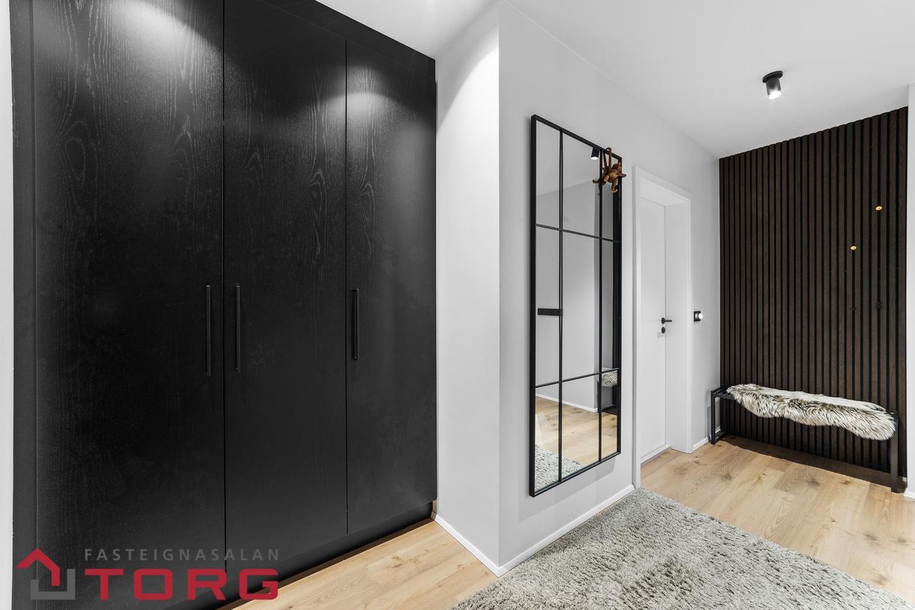 Holtsvegur 53 - 0302, 210 Garðabær