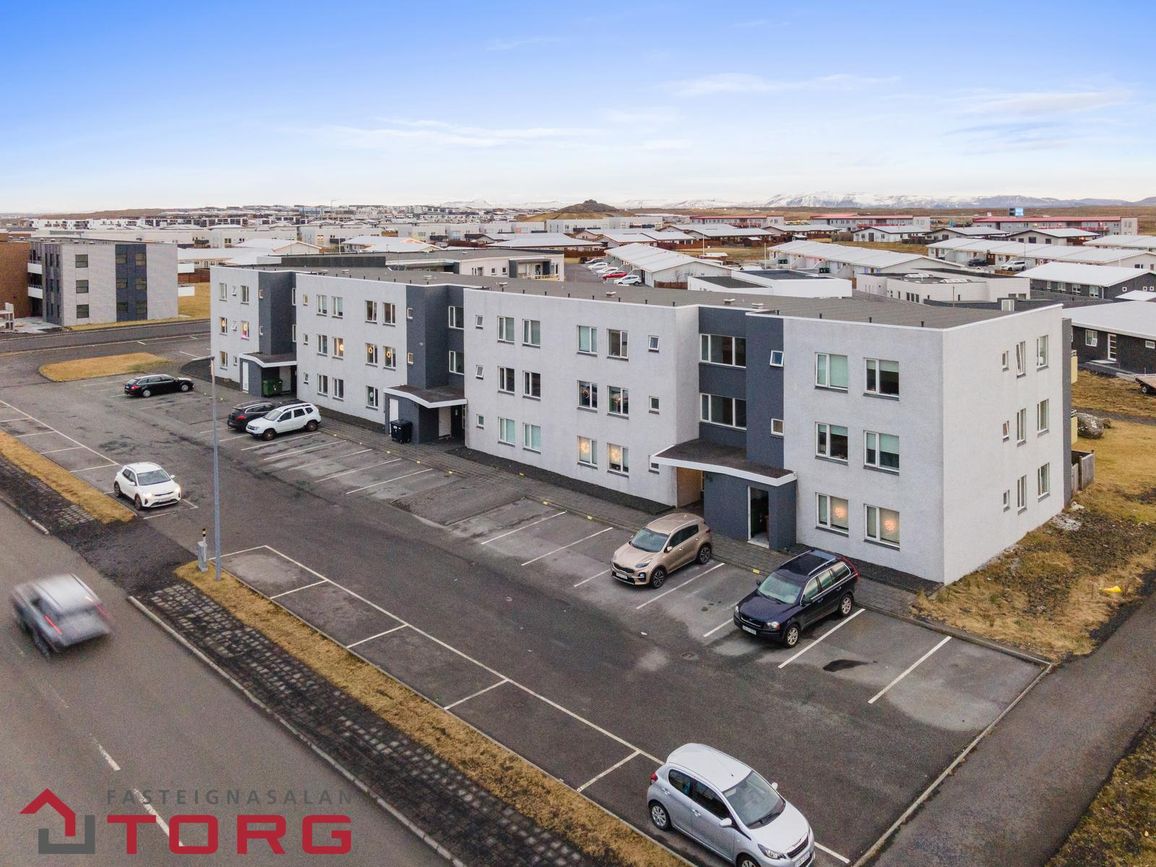Tjarnabraut 8B, 260 Reykjanesbær