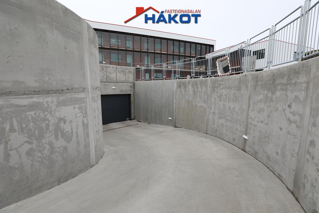 Asparskógar 18, 300 Akranes