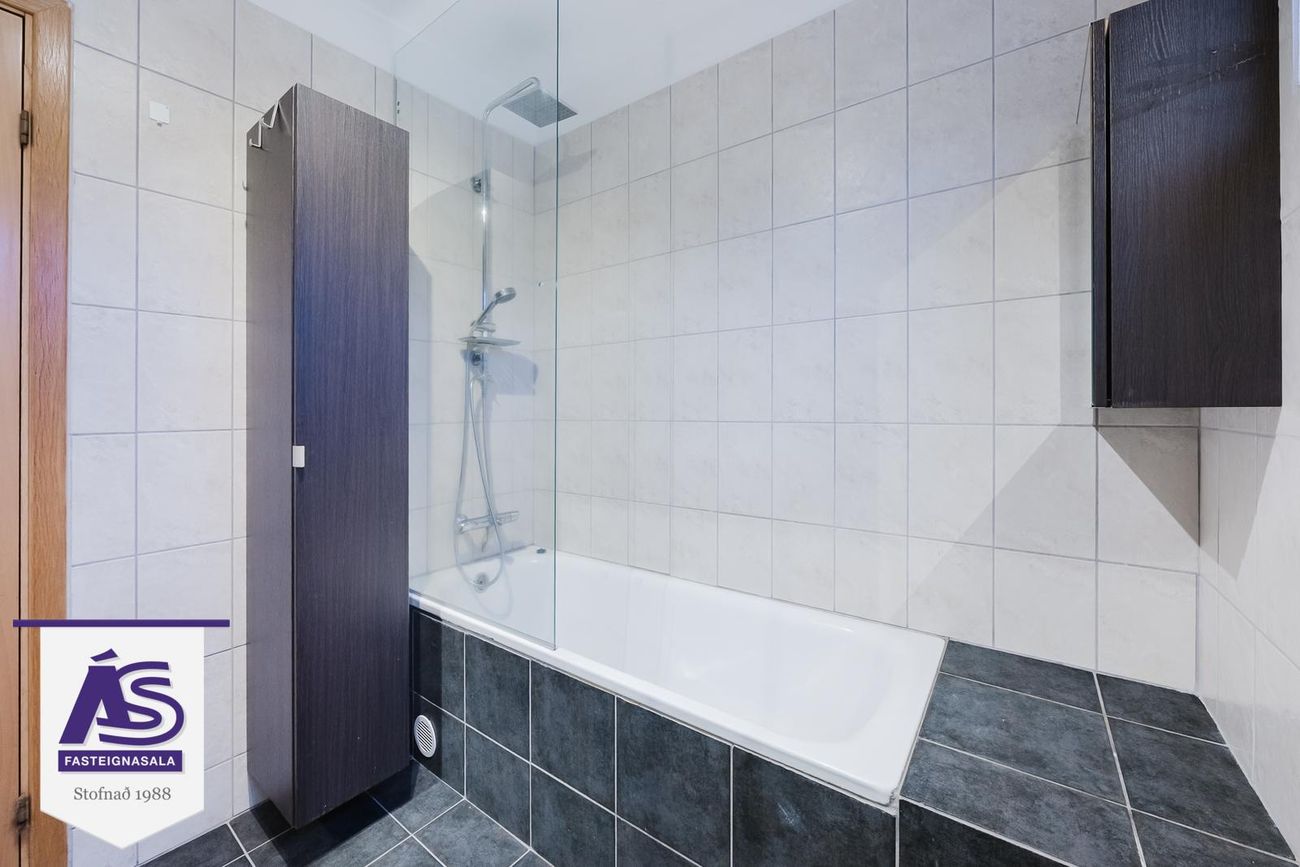 Stekkjarberg 2 - 0202, 221 Hafnarfjörður