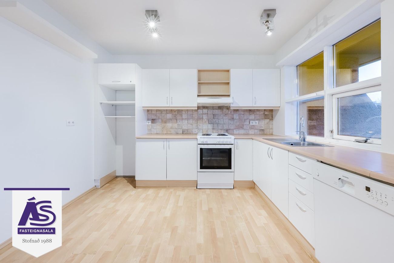 Stekkjarberg 2 - 0202, 221 Hafnarfjörður