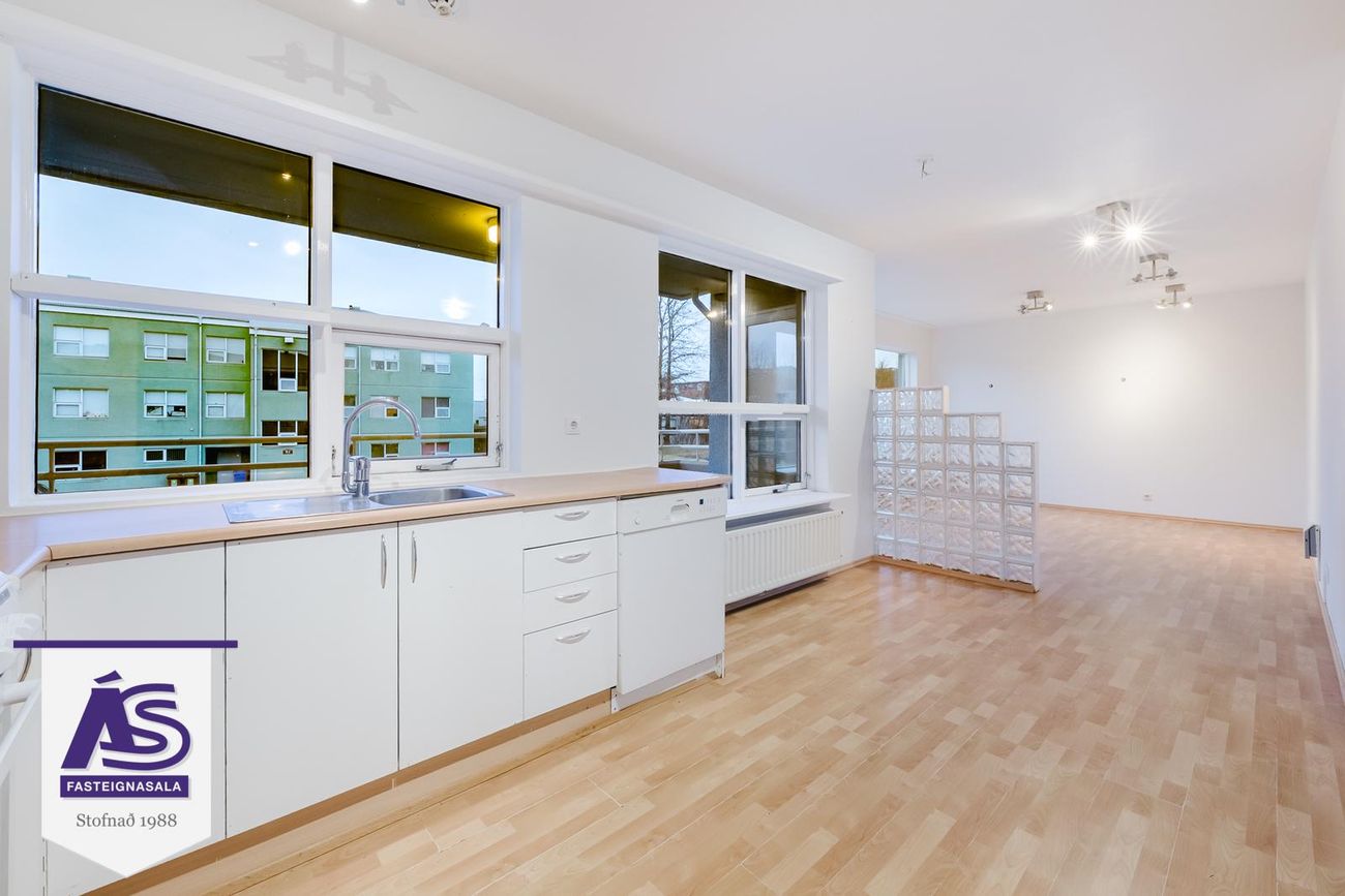 Stekkjarberg 2 - 0202, 221 Hafnarfjörður