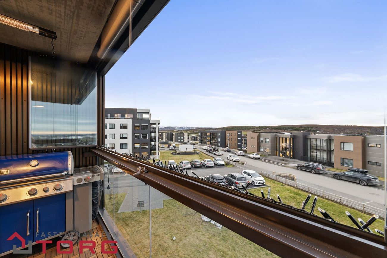 Holtsvegur 53 - 0302, 210 Garðabær