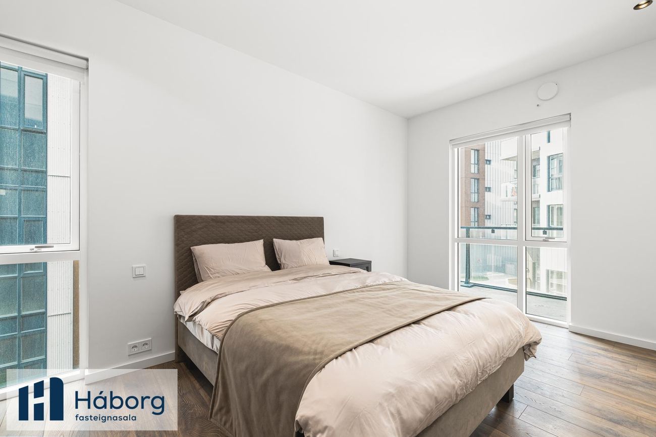 Grensásvegur 1F - 0601, 108 Reykjavík