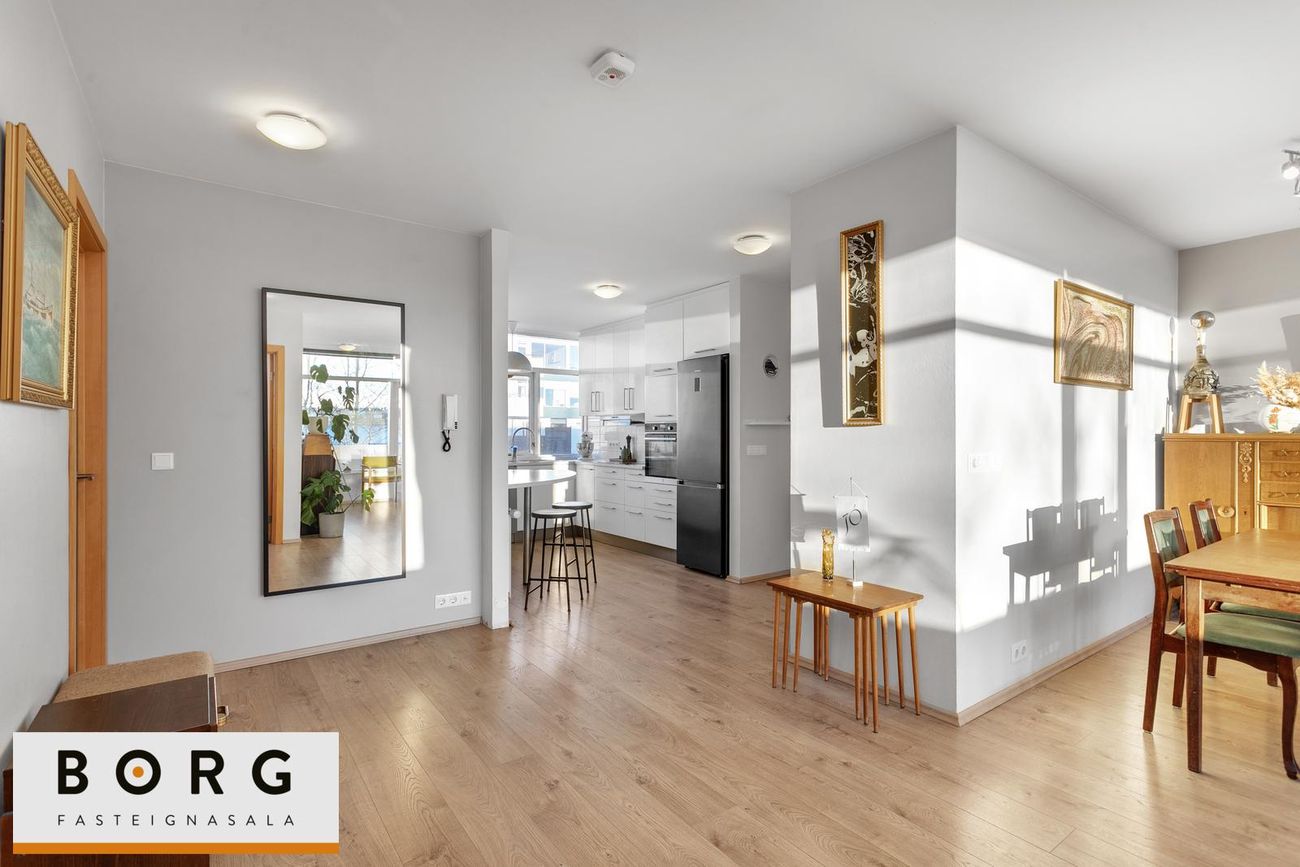 Dalaland 3 - 0302, 108 Reykjavík