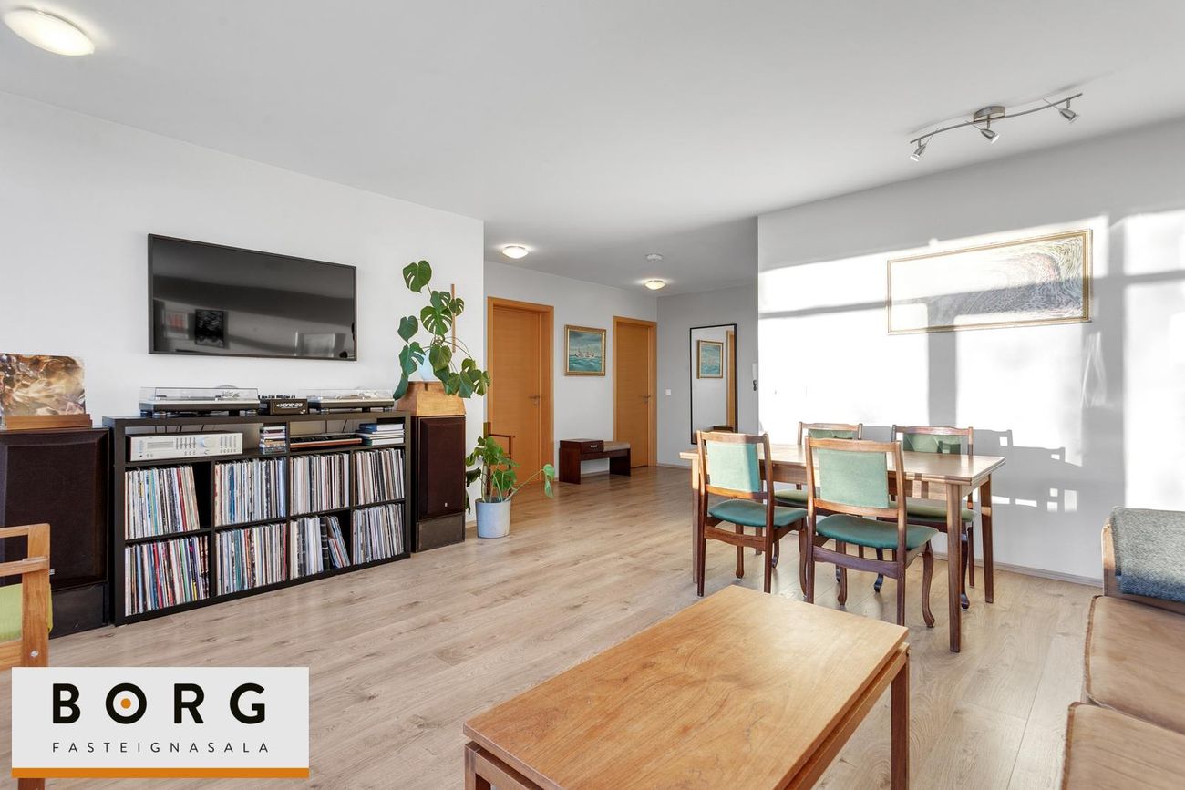 Dalaland 3 - 0302, 108 Reykjavík